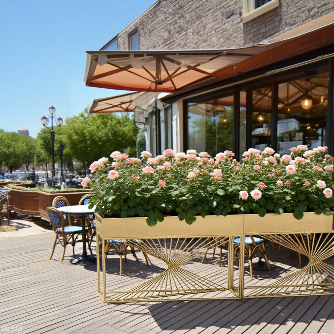 SOLARA ZFL02 Minimalist Style 140cm Modular White/Gold/Black Metal Planter with Partition FunctionSaving for Outdoor Use