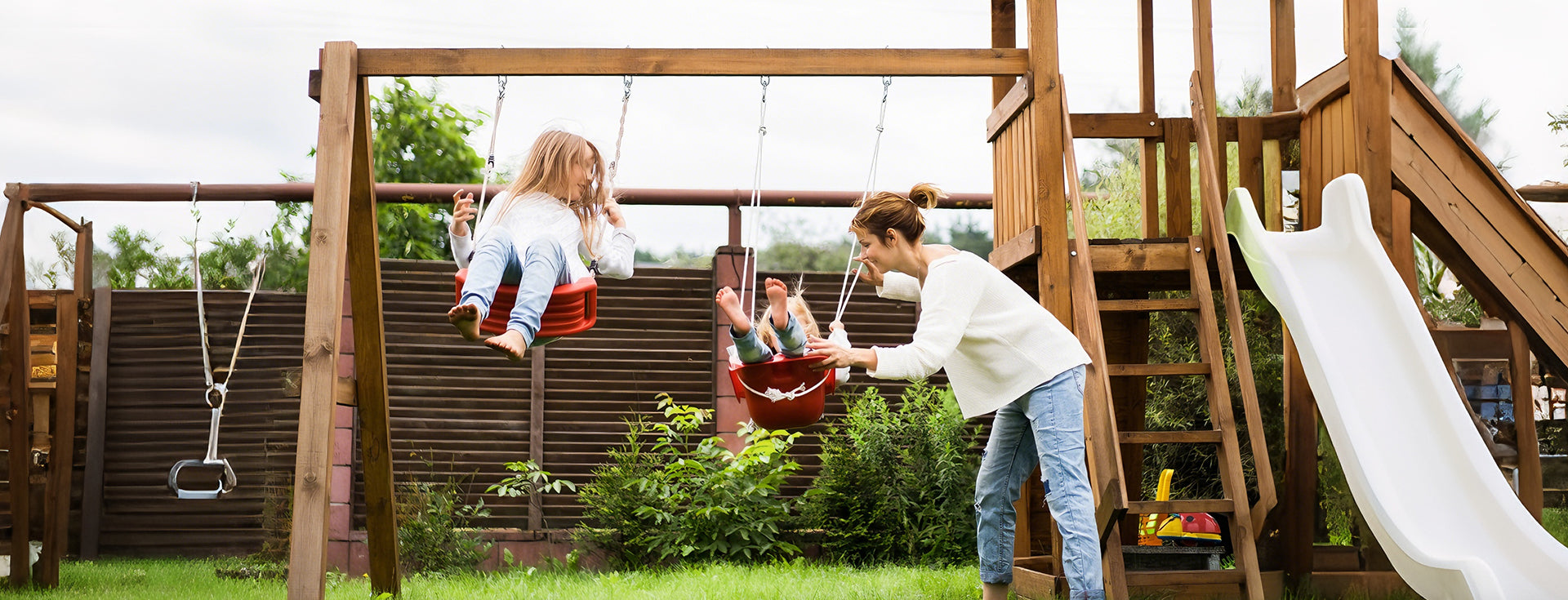 Indoor Playsets & Climbers