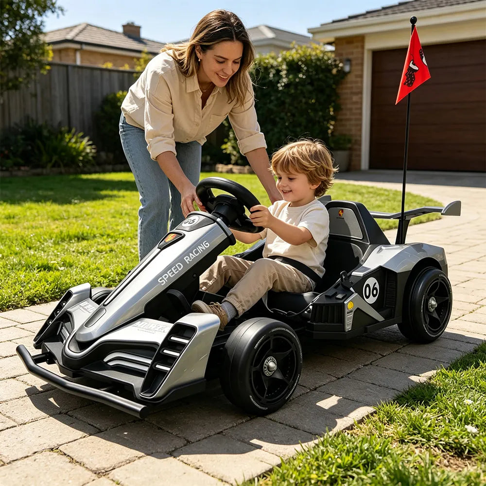 AKEZ Electric Go Kart Dual 350W Motors Adjustable Length 20km/h for Family Outdoor Recreation - Black