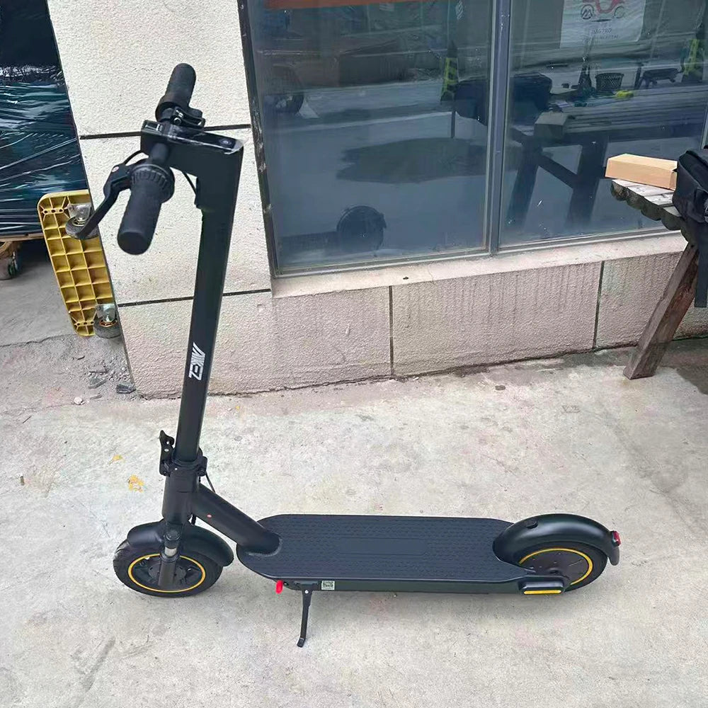 AKEZ Electric Scooter Front Suspension 1000W Motor Long Range Commuter E-Scooter with 10 Inch Tyres - Black
