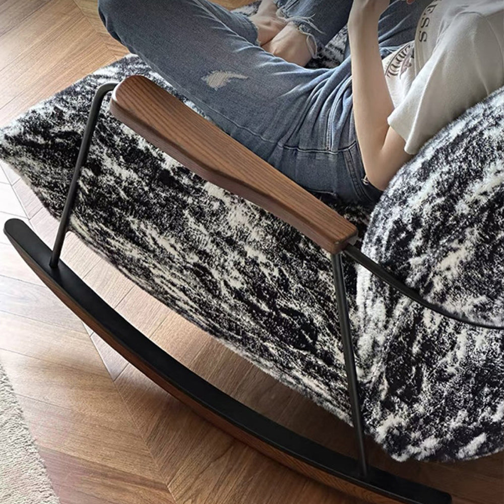 LIVARA EC1209 Iron Frame Velvet Fabric Leisure Chair