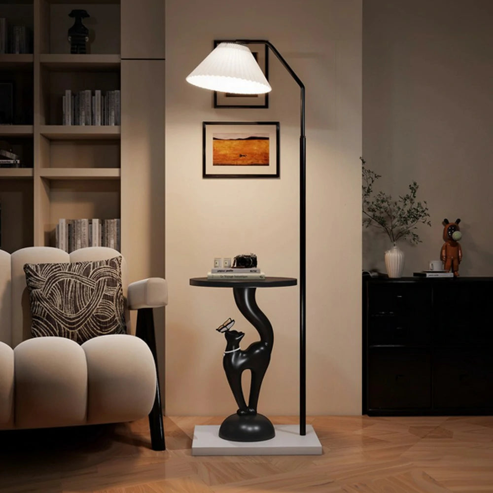 LIVARA Elegant Cat Floor Lamp with Tray - Resin & Wood Design, Rounded Edges, Large Storage Surface, Stable Weighted Base - Black