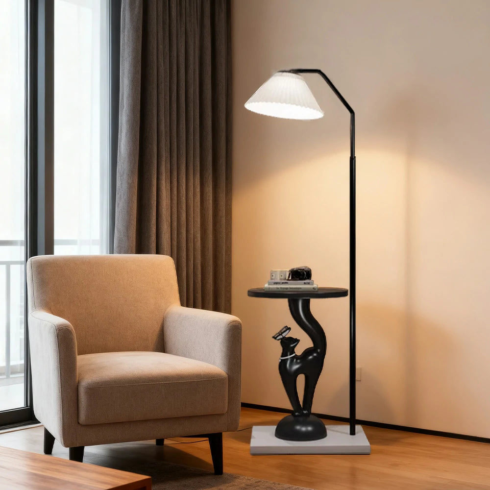 LIVARA Elegant Cat Floor Lamp with Tray - Resin & Wood Design, Rounded Edges, Large Storage Surface, Stable Weighted Base - Black