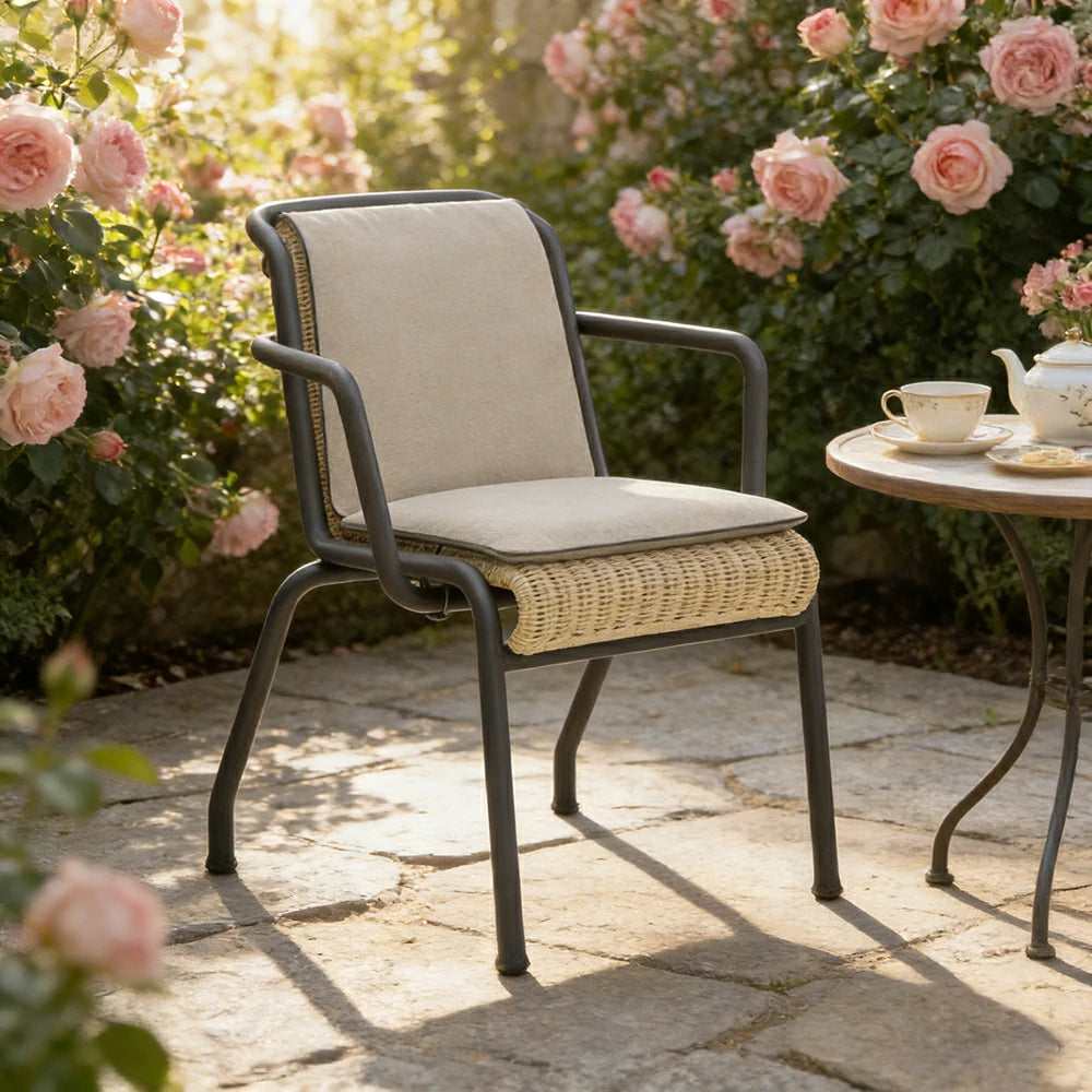 LIVARA Armchair - 2.0mm Aluminium Frame, UV and Rust-Resistant Finish, Quick-Dry Cushion, Indoor and Outdoor Use