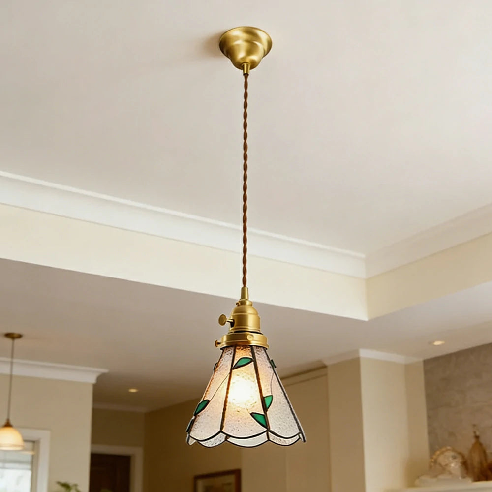 LIVARA Tiffany Stained Glass Pendant Light Leaf Pattern Brass Head Design for Dining Room Bedroom Living Room - Green