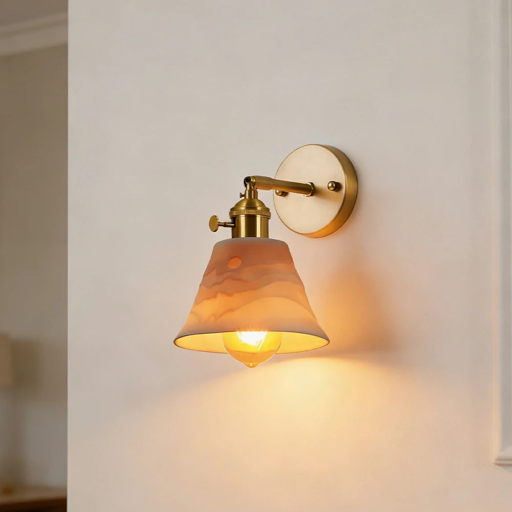 LIVARA Vintage Wall Light 40W Edison Bulb Layered Mountain Design Straight Rod Brass Structure for Bedroom Hallway Living Room