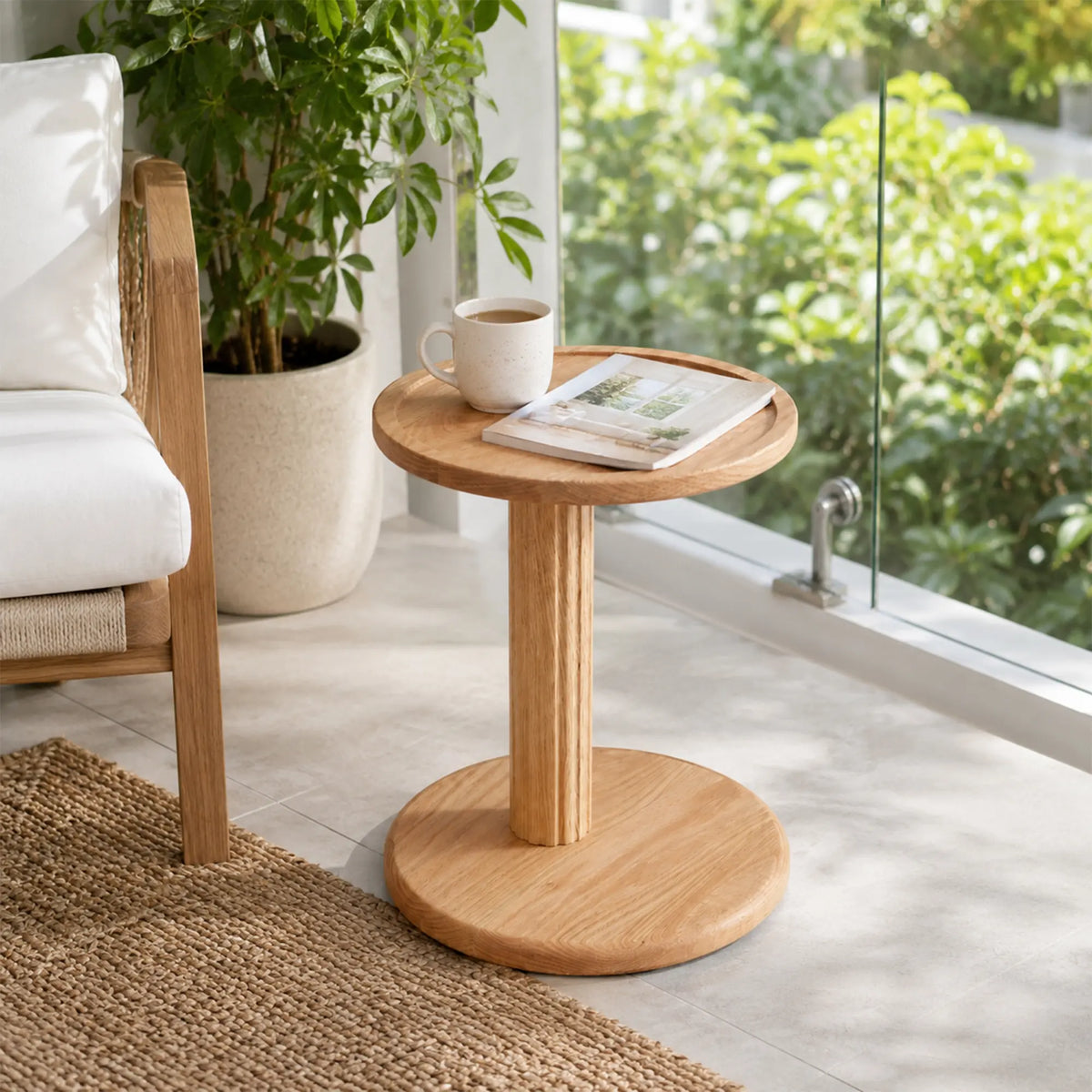 LIVARA Round Solid Wood Side Table FAS Grade North American Oak Pedestal Base for Sofa Bedside Balcony Reading Corner