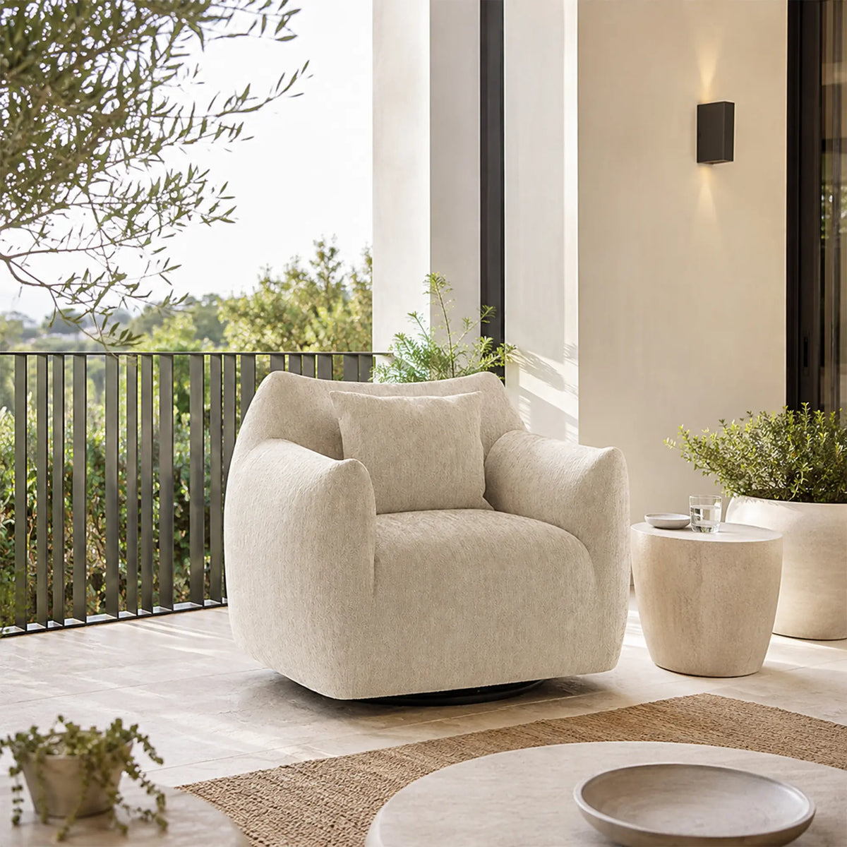 LIVARA 360-Degree Swivel Accent Chair - Soft Chenille Linen Upholstery with Cushion - 85cm Modern Lounge Armchair for Living Room & Bedroom - Mist White