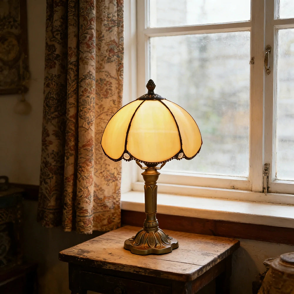 LIVARA Beige Curved Stained Glass Table Lamp Handmade Tiffany Style E27 Bedside Light Vintage Decor for Living Room Bedroom Study
