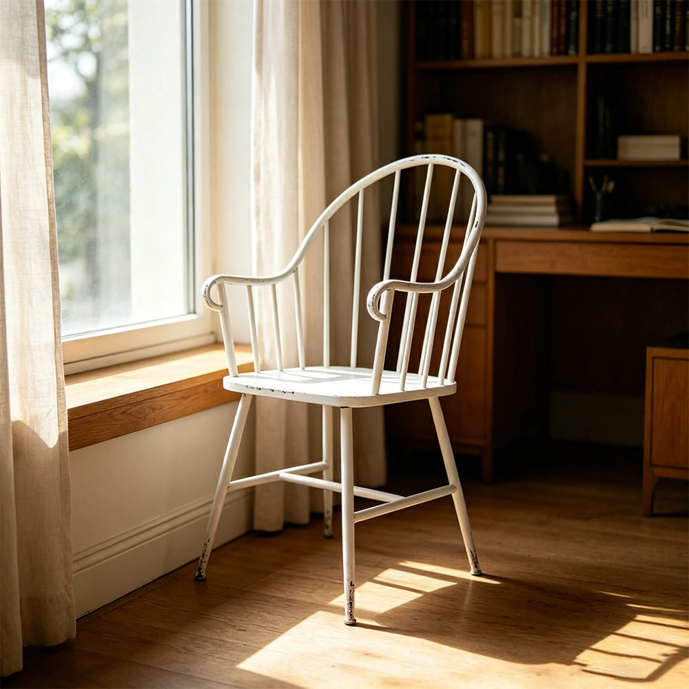 LIVARA Iron Leisure Chair Curved High Back Vintage Finish for Dining Room Balcony Cafe Corner