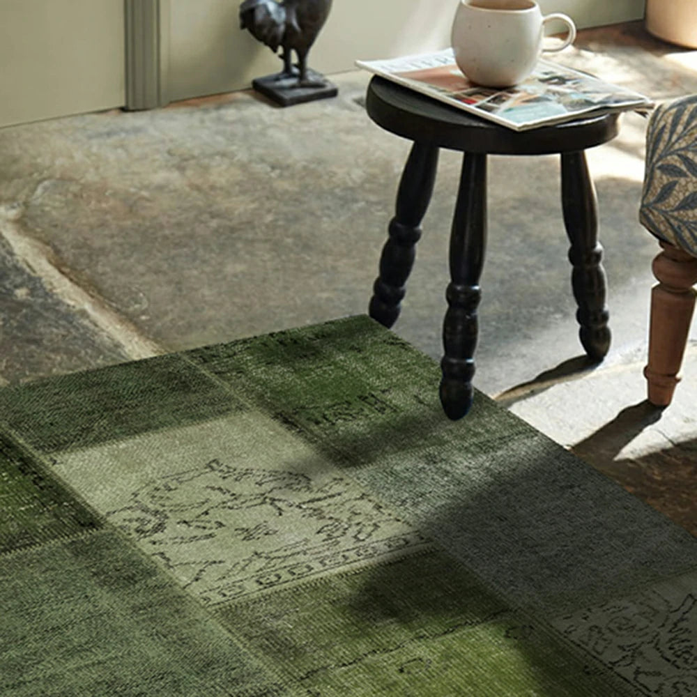 LIVARA 160/200cm Elegant Vintage Loop-Pile Rug - Waterproof, Stain-Resistant, Anti-Static, Soft & Durable, Easy-Clean Design - Green