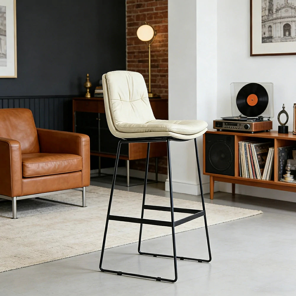 LIVARA Modern Bar Stool - PU Upholstered Ergonomic Padded Seat, Supportive Backrest, Stable Metal Legs, Kitchen & Bar Use, Seat Height 65cm - White