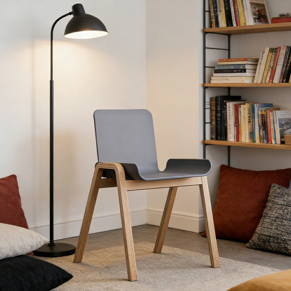 LIVARA Modern Meeting Chair - Ergonomic PP Plastic Seat with Solid Bentwood Legs, Lightweight Minimalist Design for Office & Dining Use - Grey