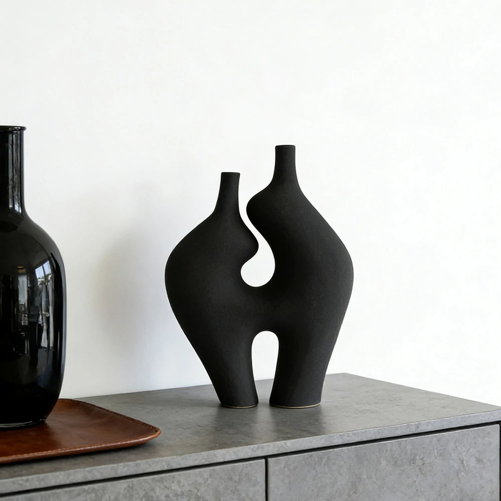 LIVARA Ceramic Vase Ornament High-Fired Ceramic Artistic Home Display Matte Ceramic Handcrafted Stone-Texture Design - Black