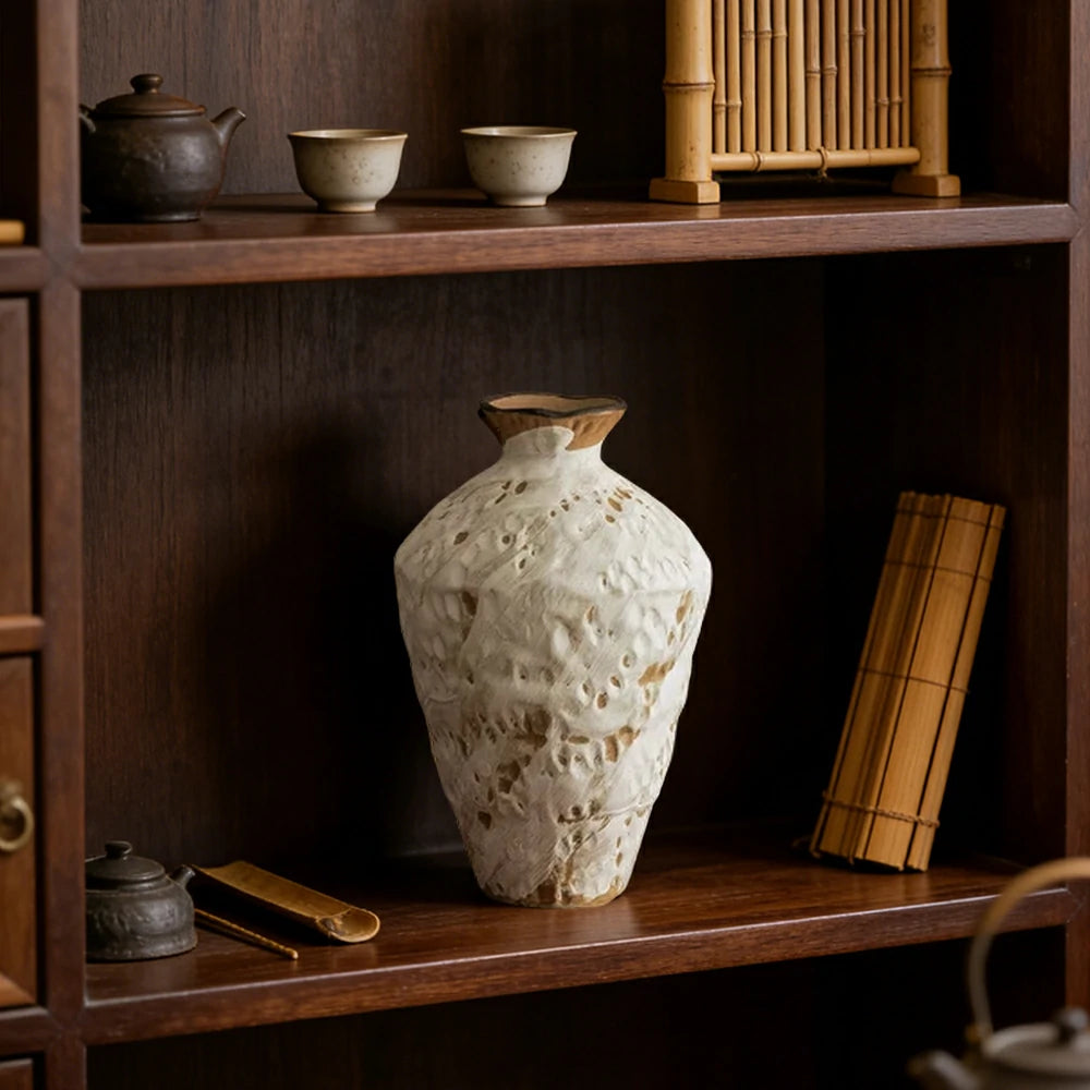 LIVARA Ceramic Vase Decor Display Matte Ceramic Porcelain Plate Texture Handcrafted Artistic Design