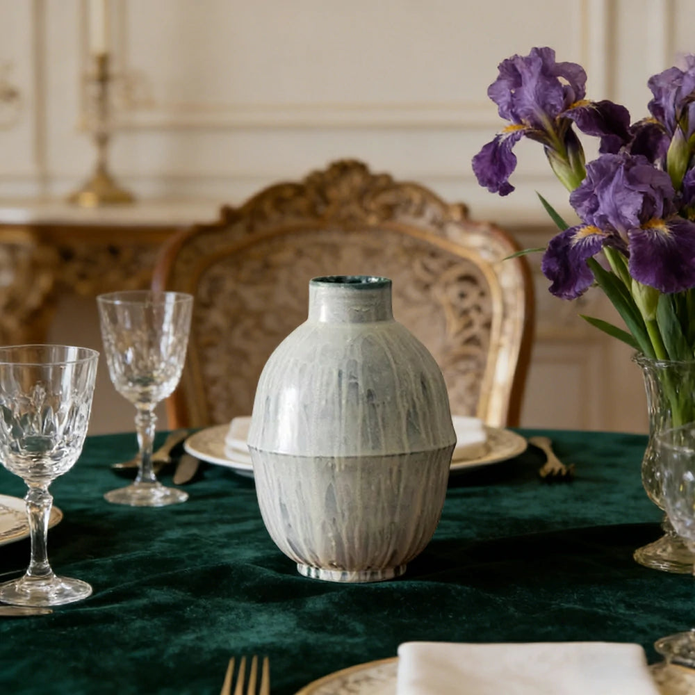 LIVARA Ceramic Vase Decor Display Matte Ceramic Floor-Standing Display Design Handcrafted Artistic Design