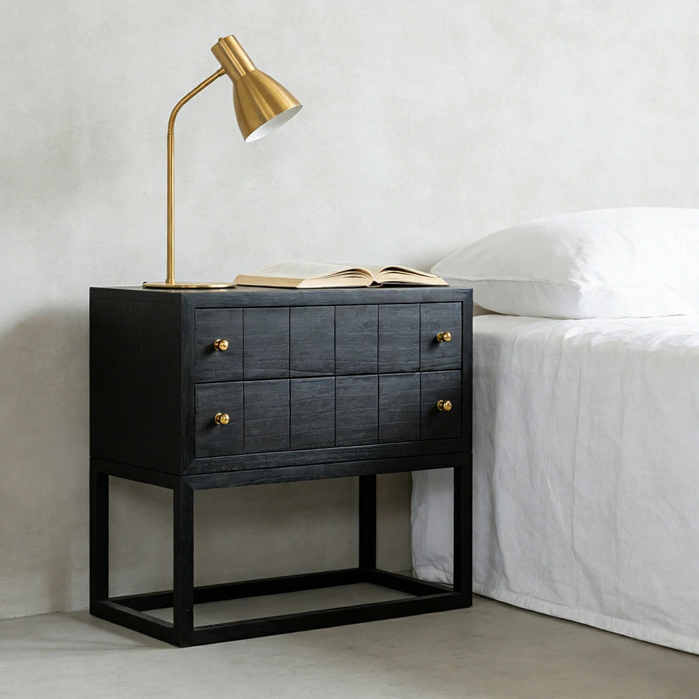 LIVARA Bedside Table - Oak Veneer Finish, Solid Oak Legs, 40cm Nightstand for Bedroom Storage - Black