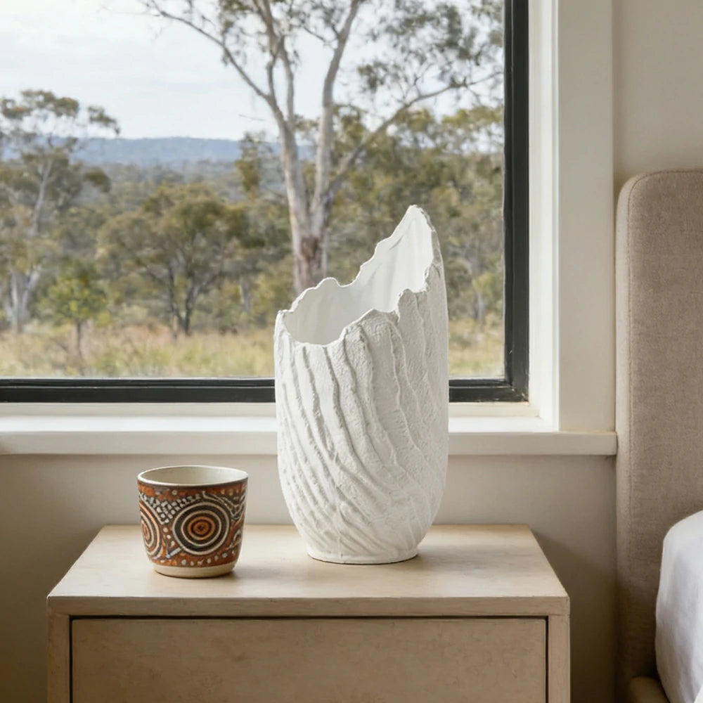 LIVARA Ceramic Vase Ornament Modern Minimalist Artistic Home Decor Matte Ceramic Handcrafted Stone-Texture Finish