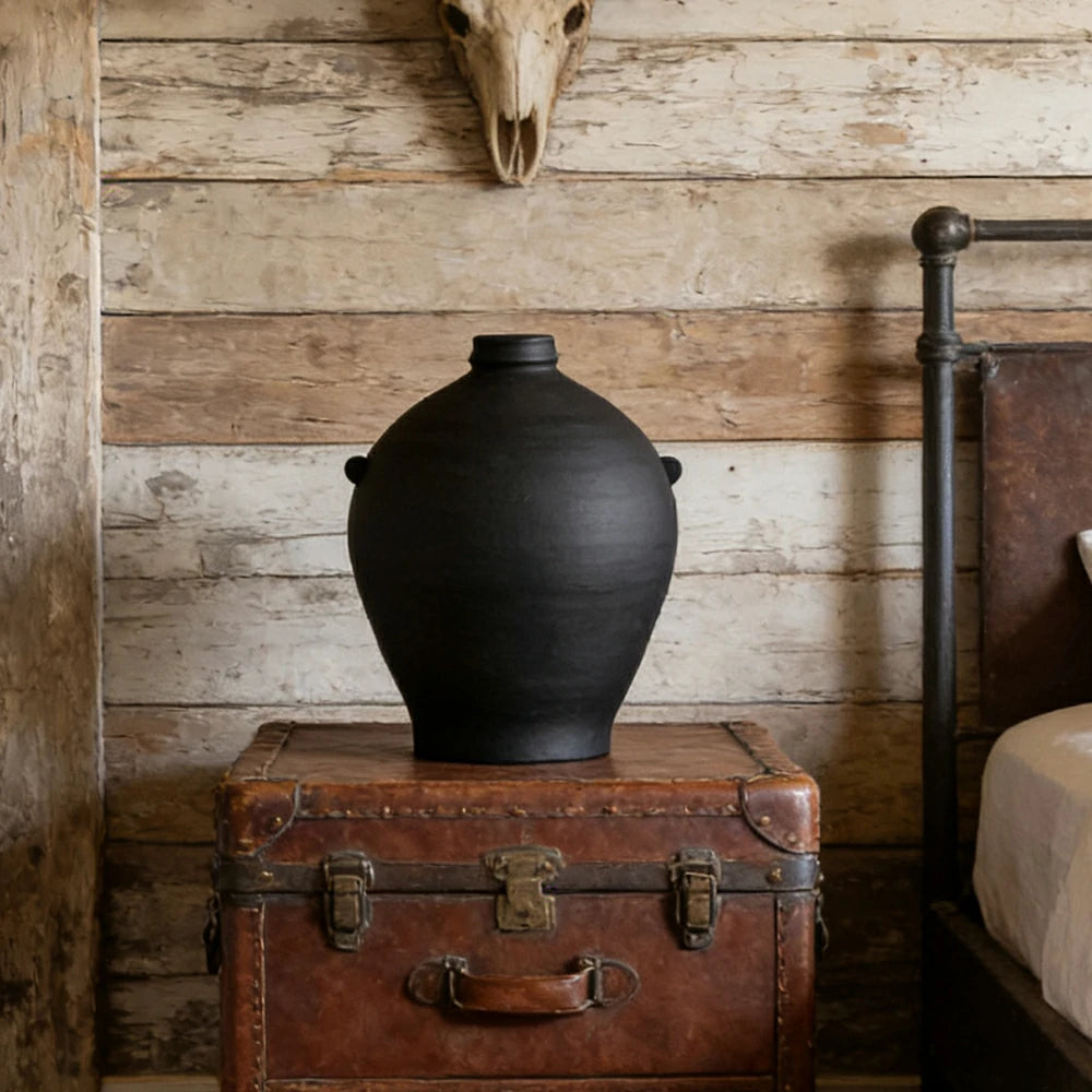 LIVARA Ceramic Vase Ornament Black Vintage Artistic Home Decor Matte Ceramic Handcrafted Stone-Texture Finish