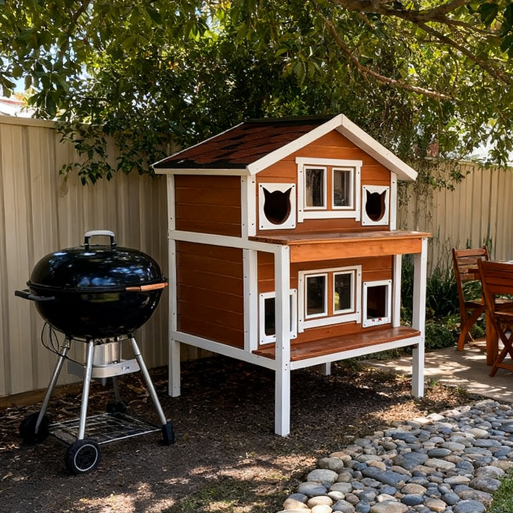 PAWORA Outdoor Cat House – Weatherproof Wooden Shelter for All Seasons, Sturdy Fir Frame, Waterproof Roof, Scratch Resistant Finish - Wood