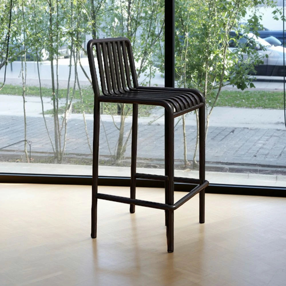 SOLARA Outdoor Chair Nano-Baked Rustproof Waterproof Finish, Thickened Iron Steel Construction, 42cm Stable and Durable Design - Black