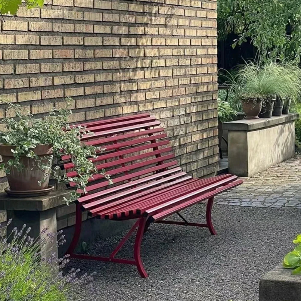 SOLARA 150/200cm Outdoor Bench - High-Strength Iron Frame, Weather-Resistant Coating, Modern Curved Design, Perfect for Gardens, Patios & Commercial Spaces - Red