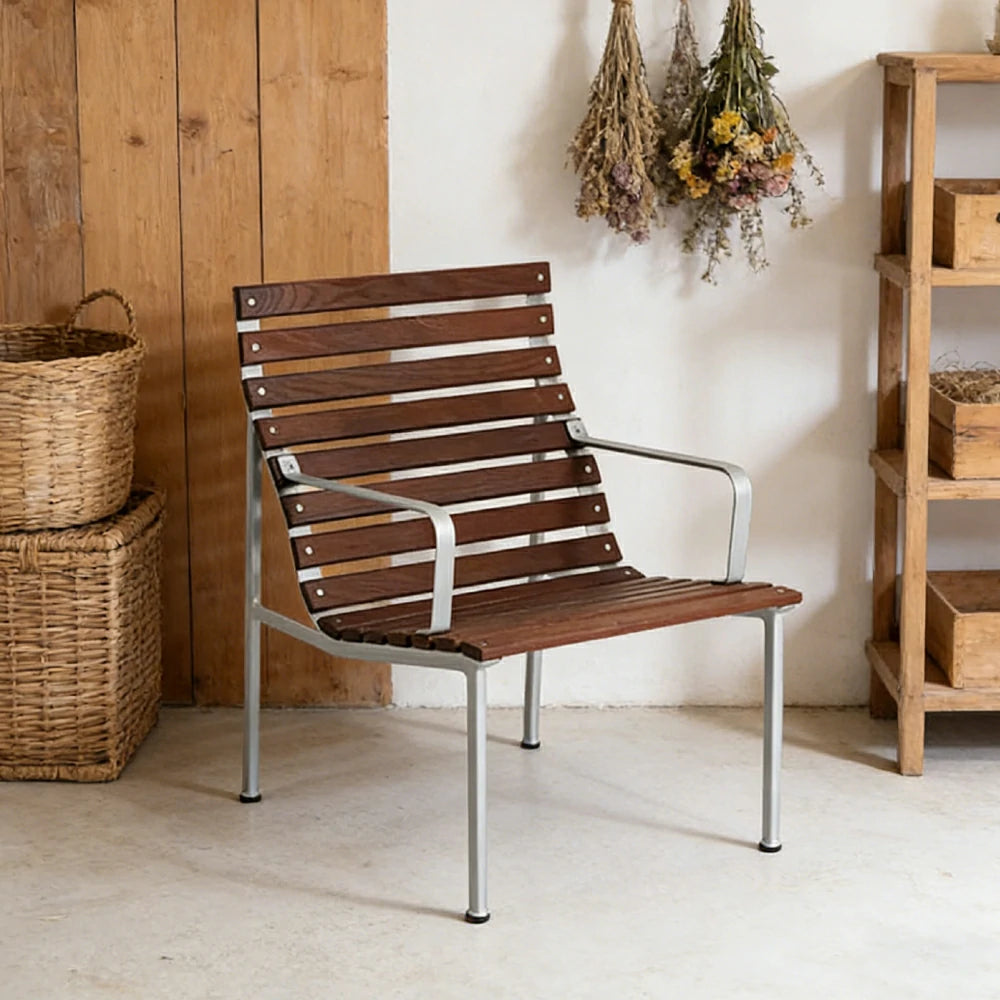 SOLARA Outdoor Lounge Armchair - Rust-Resistant Powder-Coated Frame - Solid Wood Slat Seat - Durable Patio & Balcony Seating