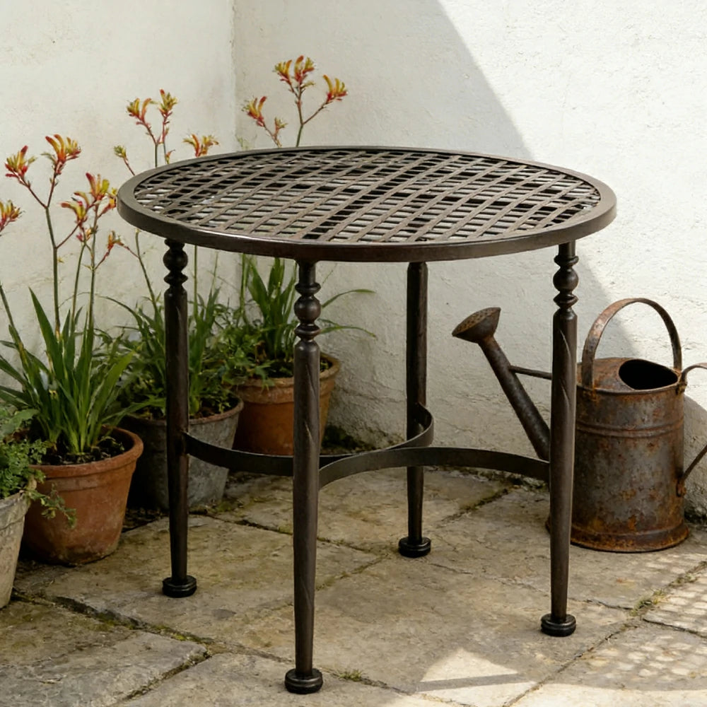 SOLARA Outdoor Round Side Table - Stable Support Design, Powder-Coated Iron Alloy Frame, Durable Patio Garden Balcony Accent Table