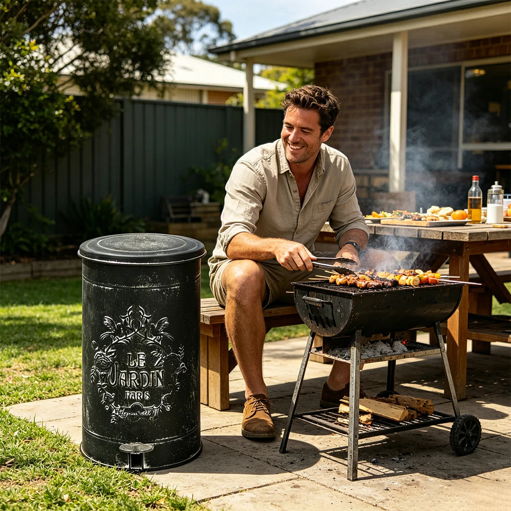 SOLARA 17L Vintage Iron Rubbish Bin - Soft Close Wide Opening Outdoor Waste Bin for Garden Backyard - Black