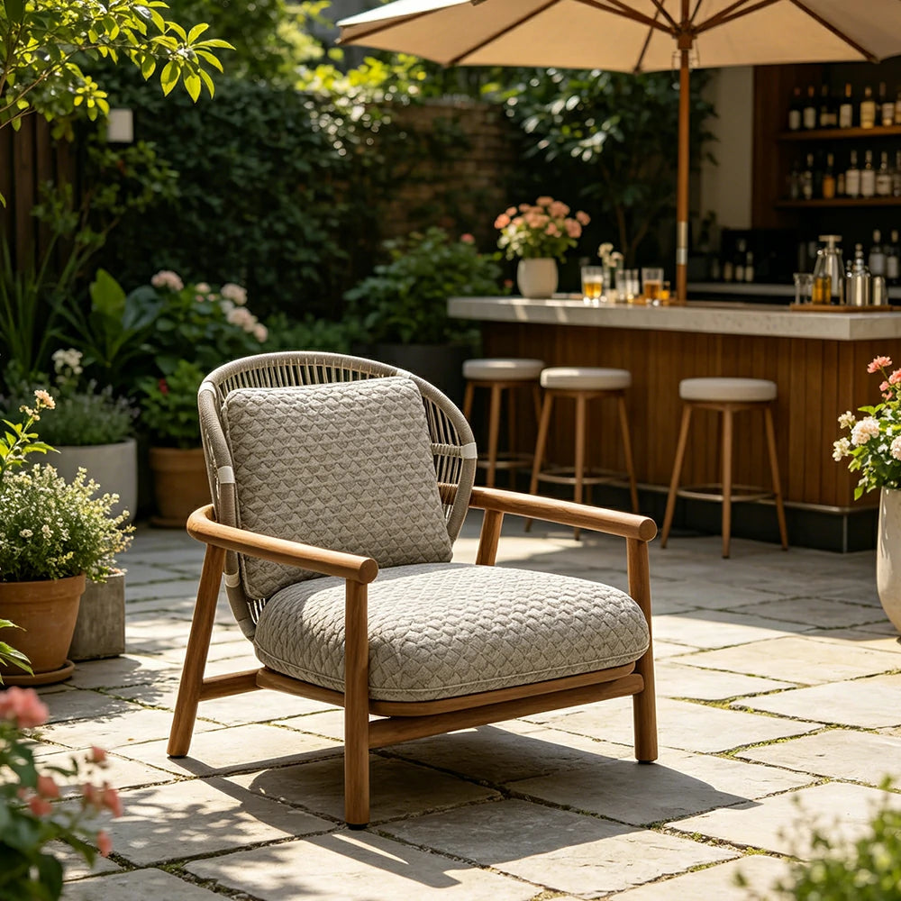 SOLARA Outdoor Lounge Chair with Wood Grain Aluminium Frame - 80cm Patio Balcony Garden Chair - Grey