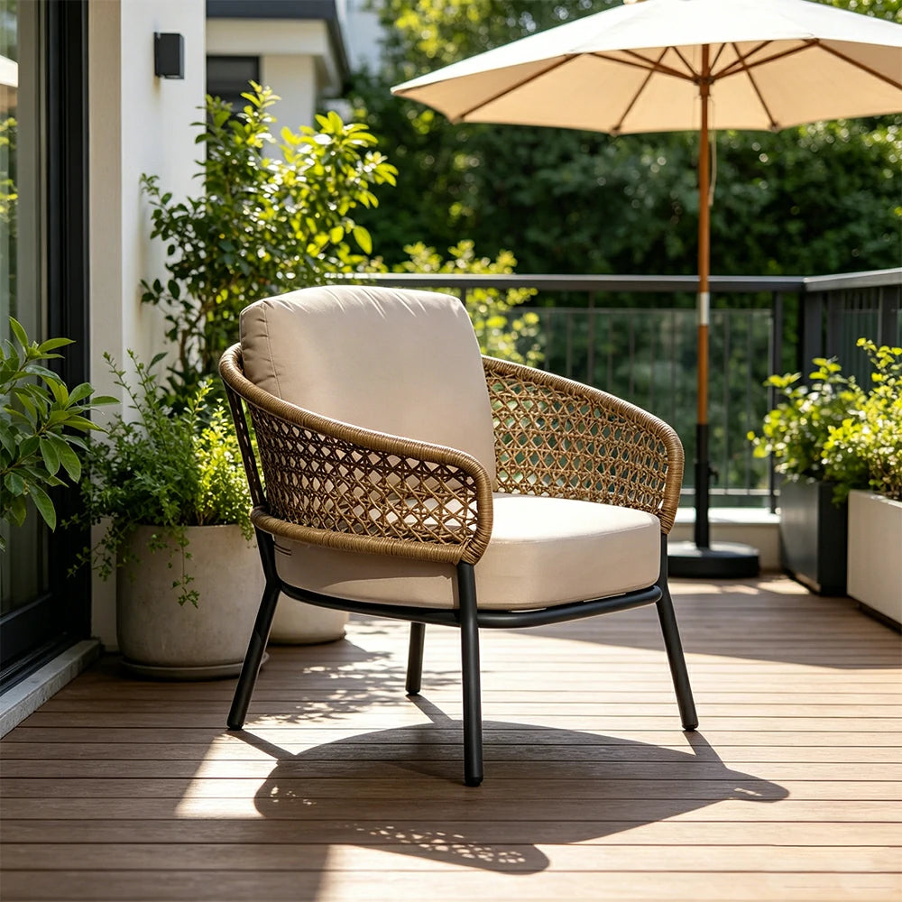 SOLARA Outdoor Single Sofa Chair with PE Woven Rattan for Patio Balcony Garden - Beige