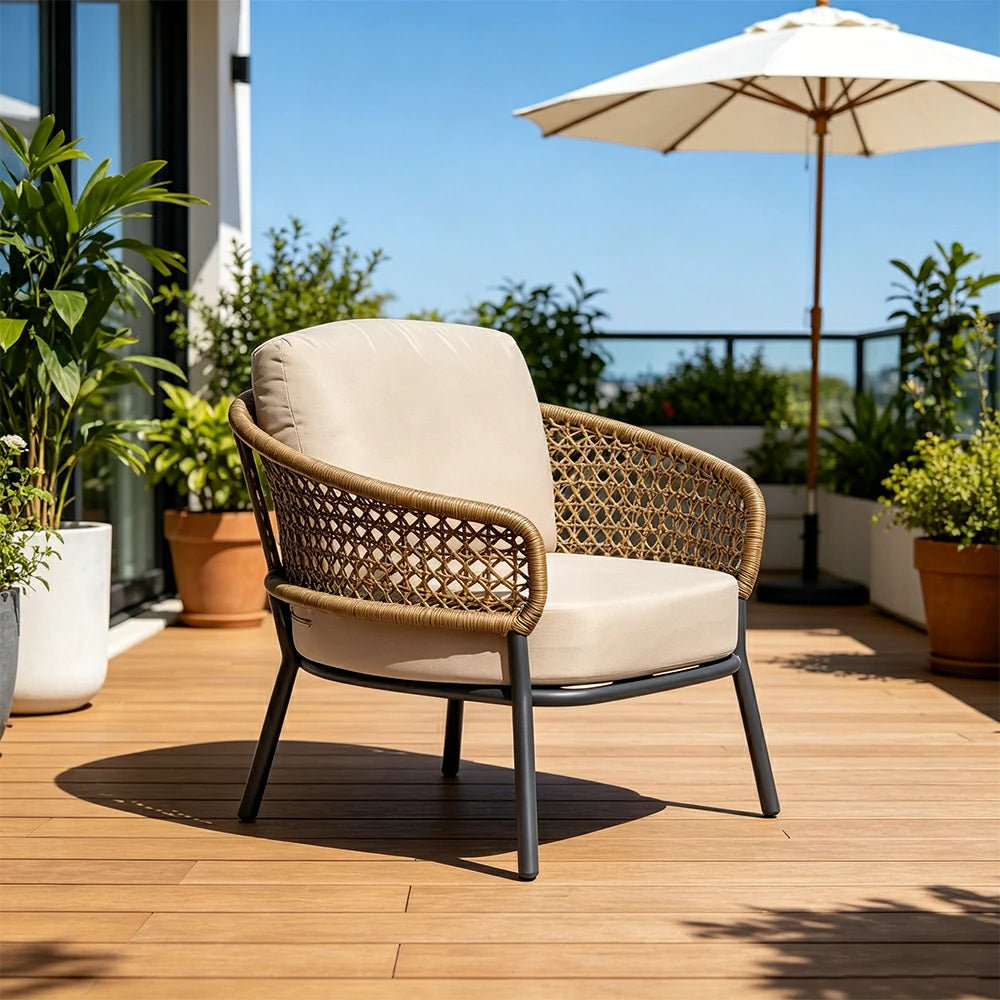 SOLARA Outdoor Single Sofa Chair with PE Woven Rattan for Patio Balcony Garden - Beige