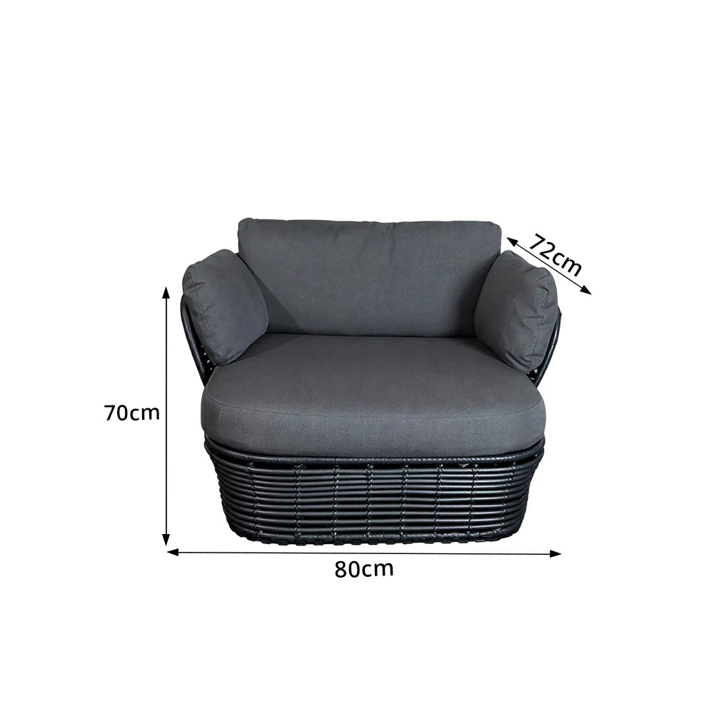 SOLARA Outdoor Rattan Single Sofa - PE Wicker, Water-Resistant Fabric, High-Density Foam - Black
