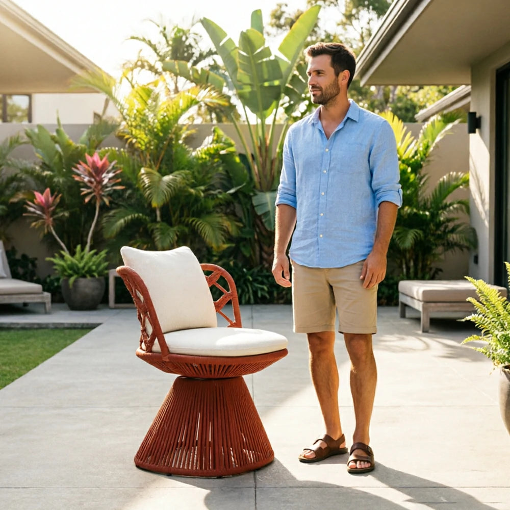 SOLARA Outdoor Swivel Lounge Chair - Aluminium Frame, Rope Weave, Cushioned Seat for Patio Garden - Red