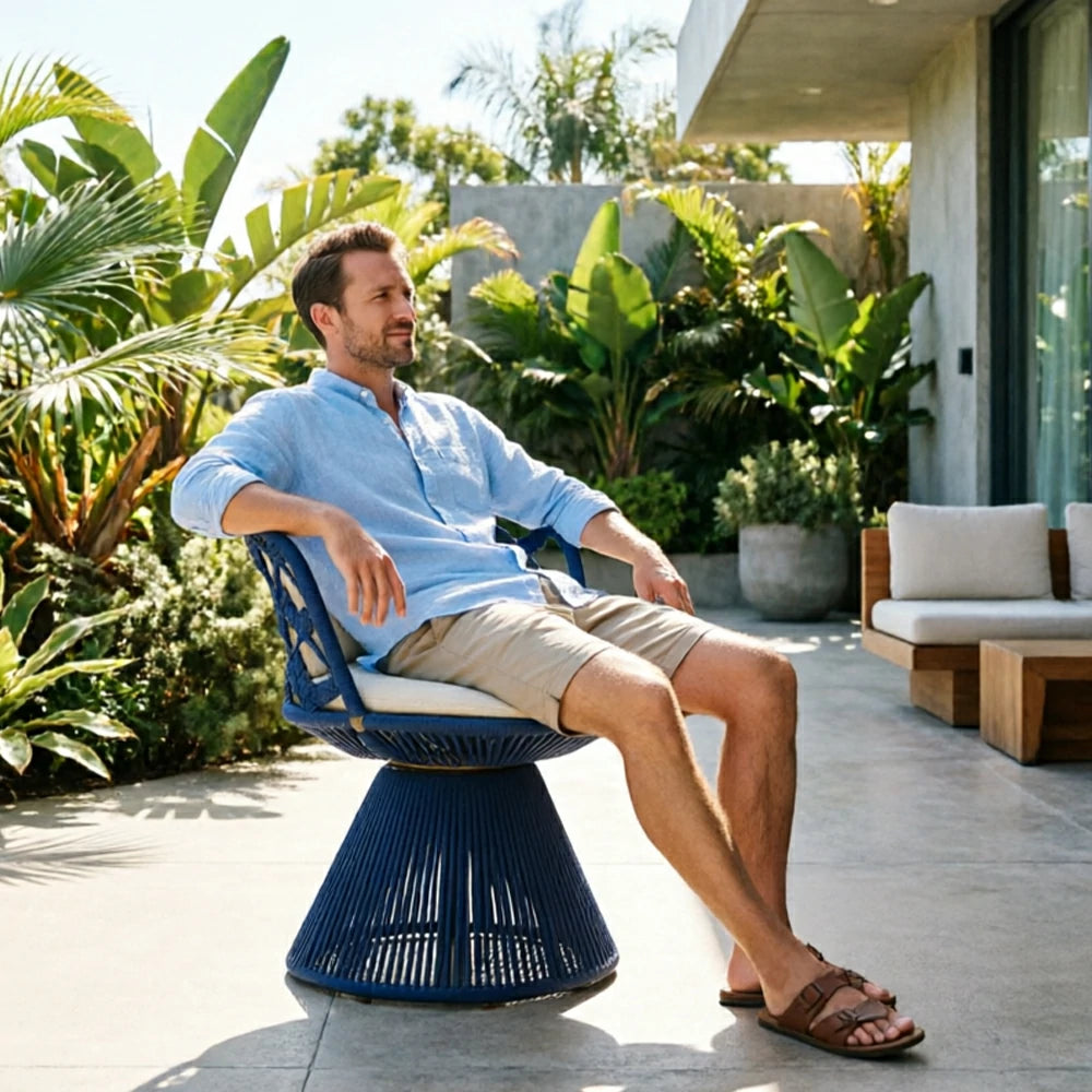 SOLARA Outdoor Swivel Lounge Chair - Aluminium Frame, Rope Weave, Cushioned Seat for Patio Garden - Blue