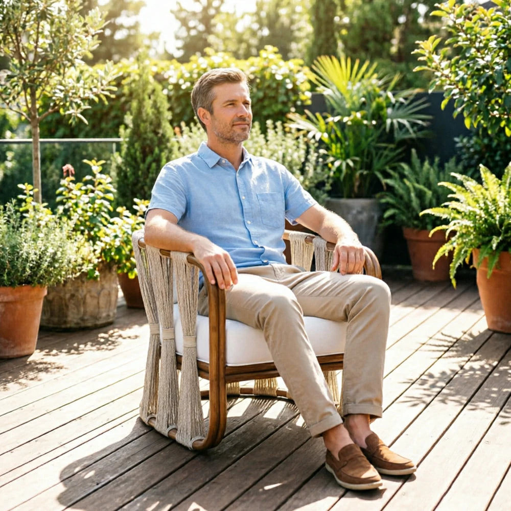 SOLARA Outdoor Rope Lounge Chair with Aluminium Frame and Cushioned Seat for Patio Garden - Light