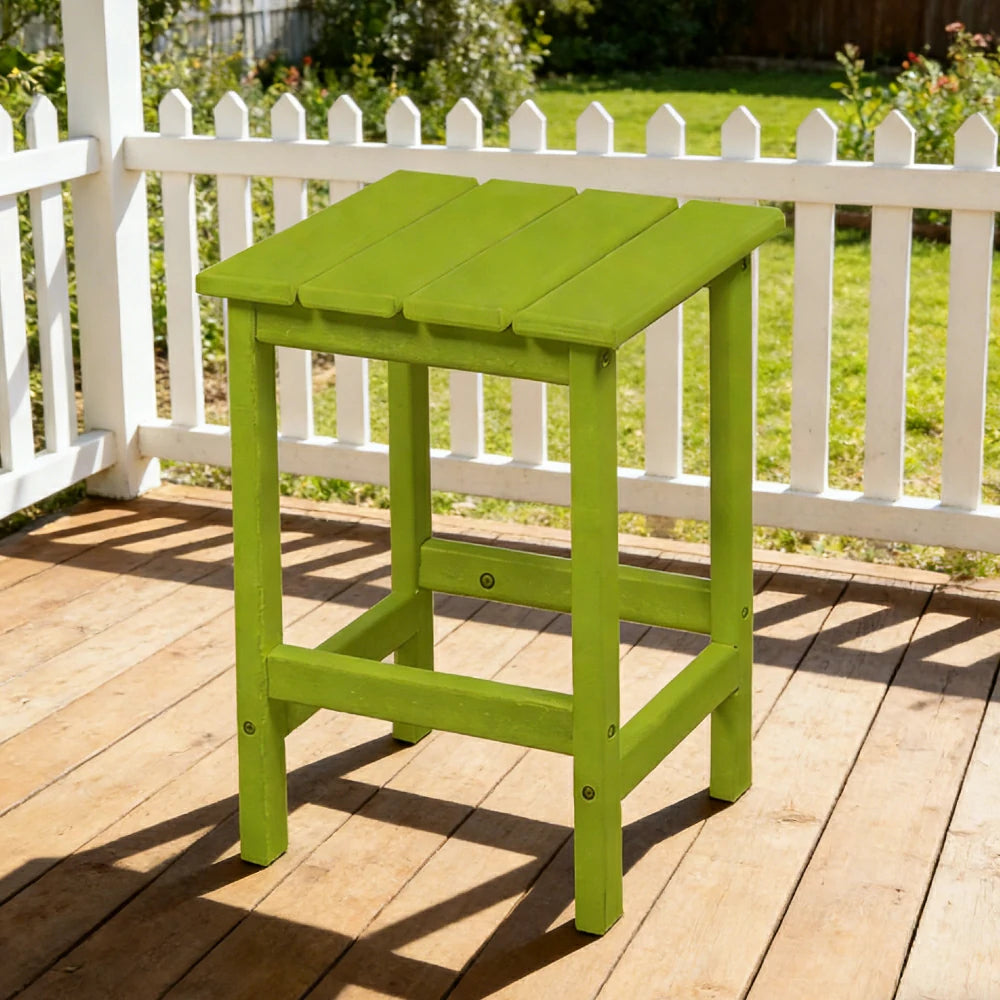 SOLARA Chair - Folding Outdoor Lounge Chair, Weather-Resistant HDPE Material, Classic Patio Garden Seating - Green